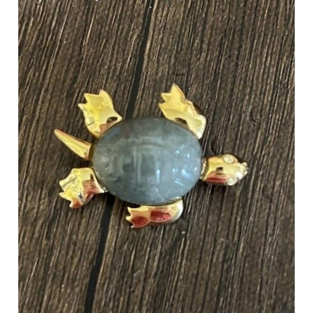 Vintage Trifari Turtle Brooch Blue Green Cabochon Gold Tone Pin Signed 1"
